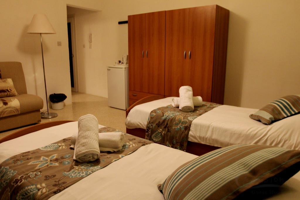 Sunstone Boutique Guest House Buġibba Cameră foto